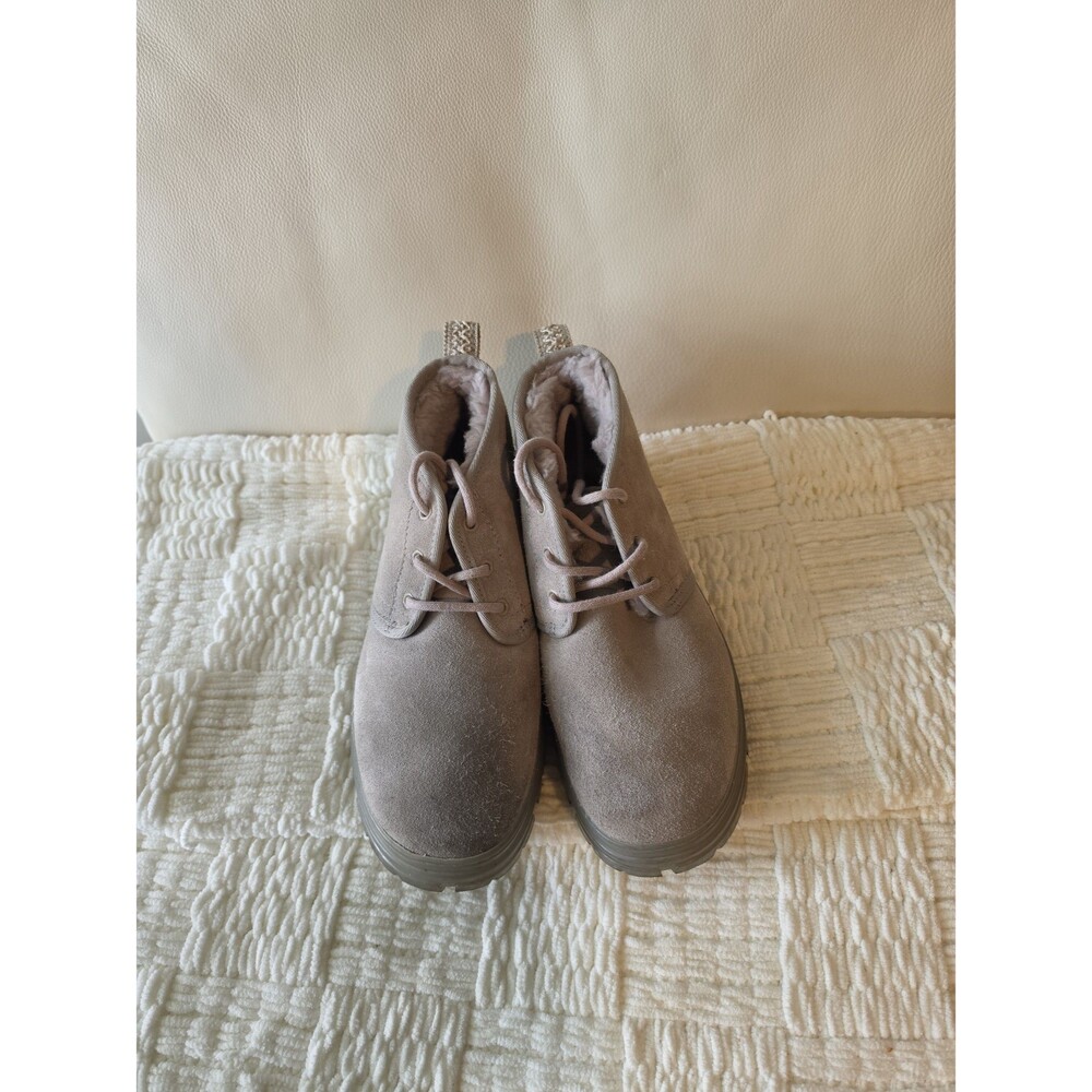 UGG Neumel Clear Chukka Boots Sz 9
